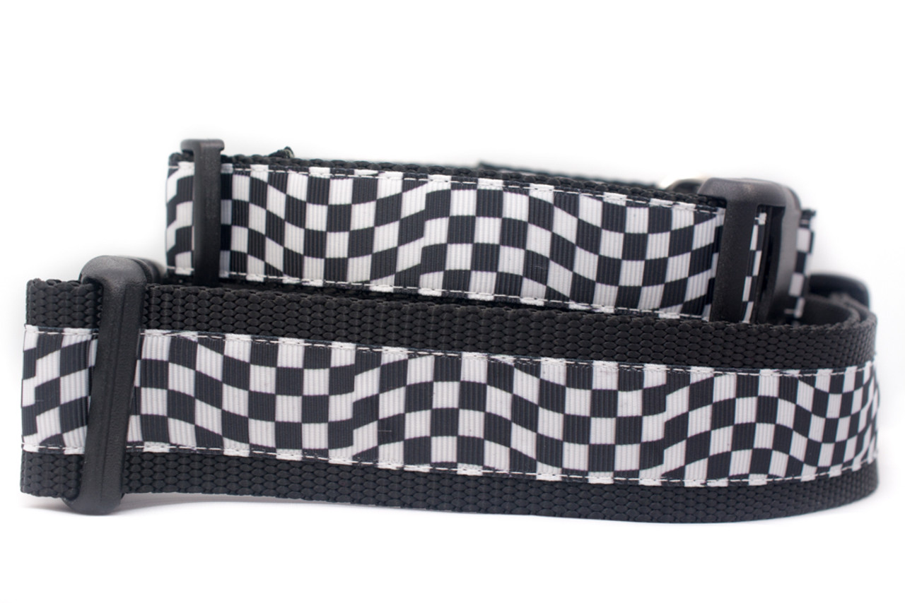 checkered dog collar