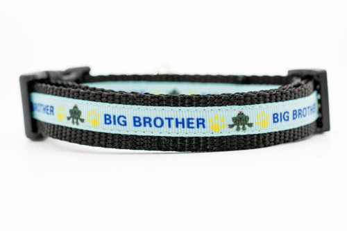 Big Brother collar with blue ribbon and paws and frogs on black nylon