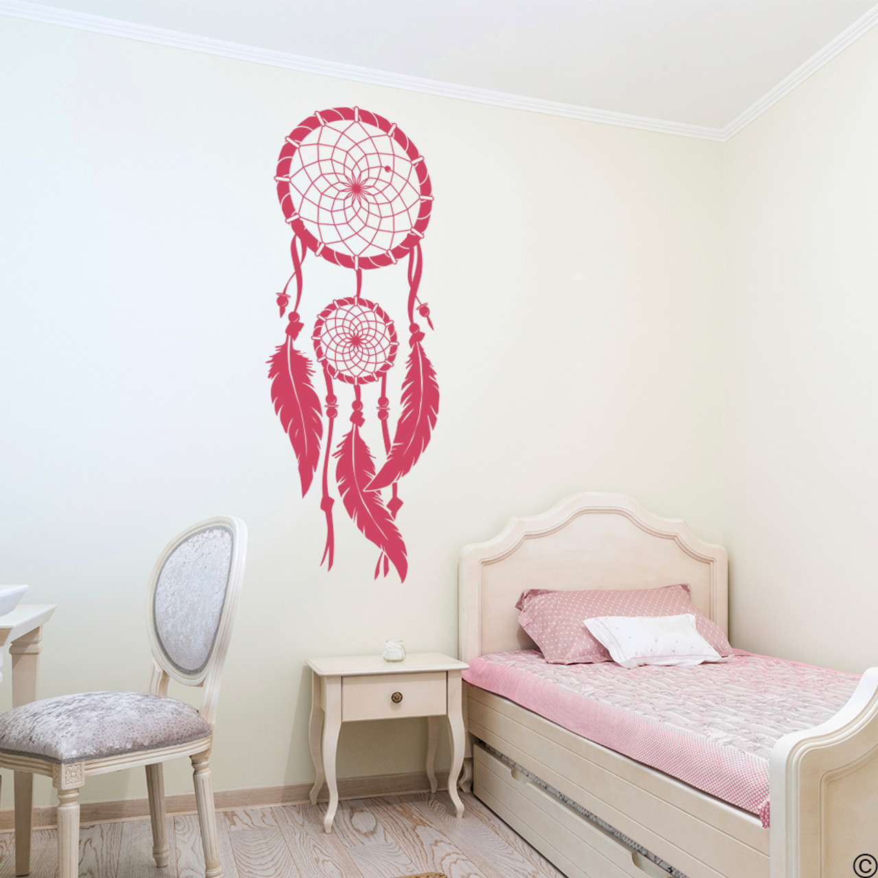 Dreamcatcher vinyl wall decal in lipstick