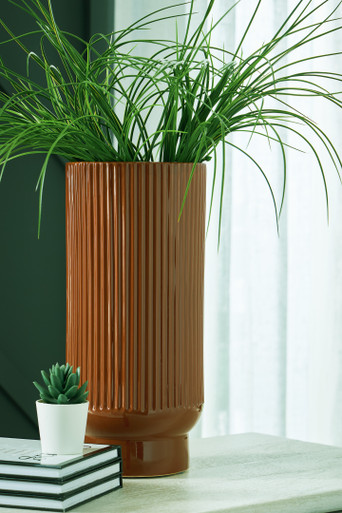 Avalyah - Burnt Umber - Vase (Set of 2) (A2900023) by Ashley