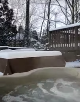 How to Maintain a Hot Tub in Freezing Weather