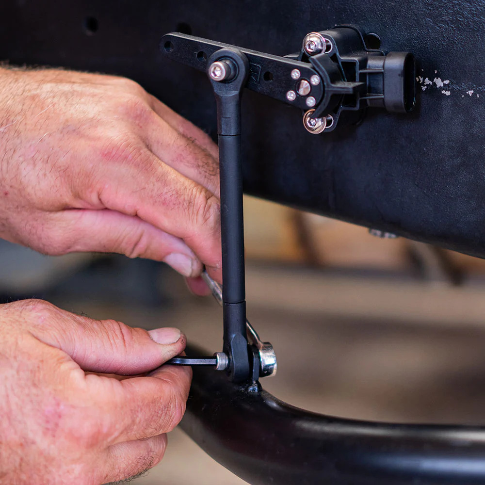 ACCUAIR HEIGHT+ AIR SUSPENSION MANAGEMENT SENSOR UPGRADE