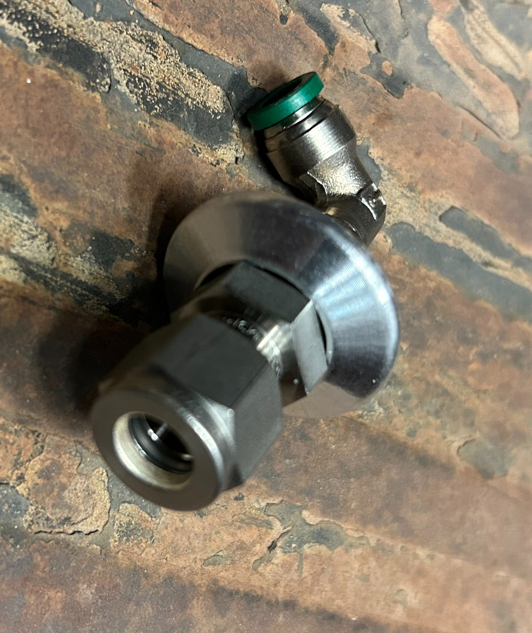 Blind Bulkhead Fitting for Boxed Chassis