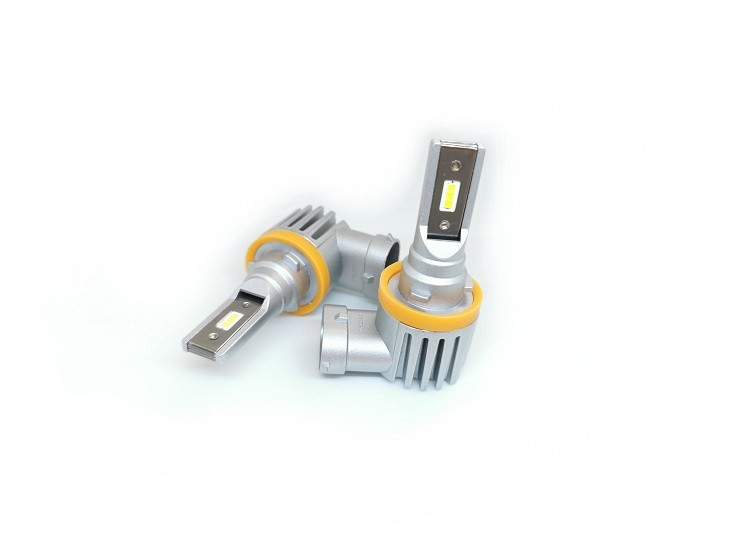 2 x 12v H11 6000k White LED replacements