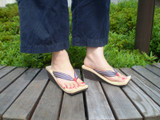 "SHIKIBU" Hinoki Wedge Geta, with Red & Navy Stripes (SH-04)