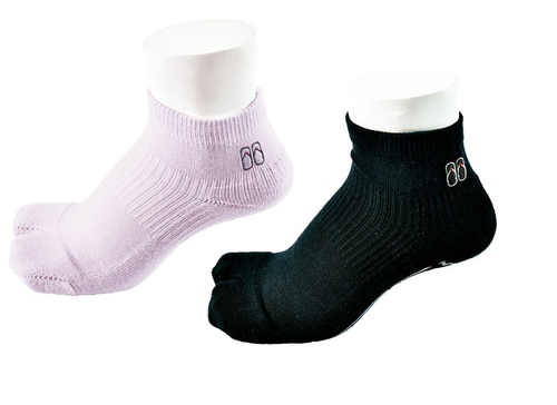 tabi socks