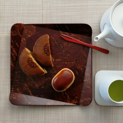 TOMIOKA Cherry Bark Playful, Folded-edges Plate