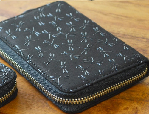INDENYA Compact Purse for Coins & Cards 1012, Dragonflies Black on Black