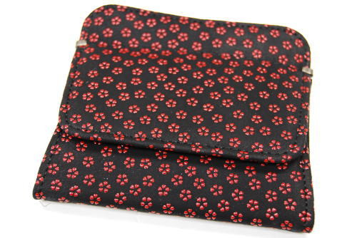 INDENYA Compact Purse 1208 with Small Sakura Pattern, Red on Black