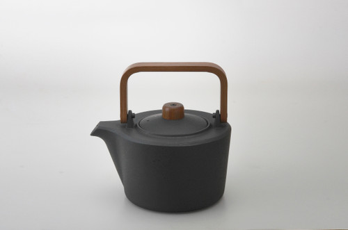 Chushin Kobo Cast Iron Kettle with Wooden Handle "IMONO", Walnut