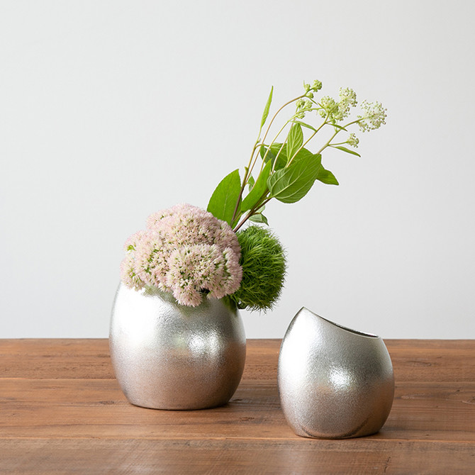 100% Tin Flower Vase "Mayu"