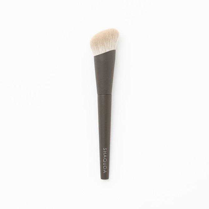 MIZUHO Brush "OWN" Luxurious Teardrop foundation Brush