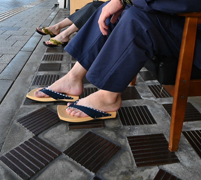 Modern Geta Sandals for Men SAJIN