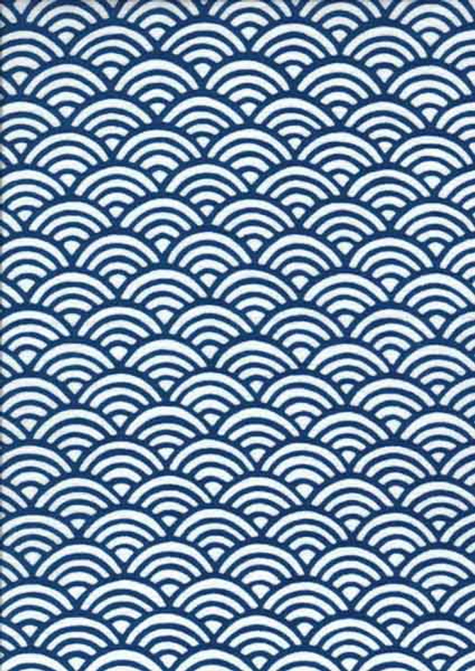 Rienzome Tenugui Cloth with White and Blue Wave Pattern (620)