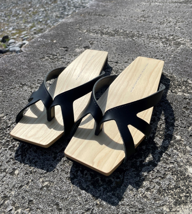 "HIBINOKODUE" Modern Style Unisex Geta, "Cross"