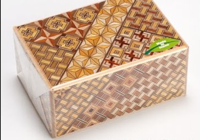 Hakone Marquetry Traditional Yosegi Puzzle Box (Secret Box) 4-14