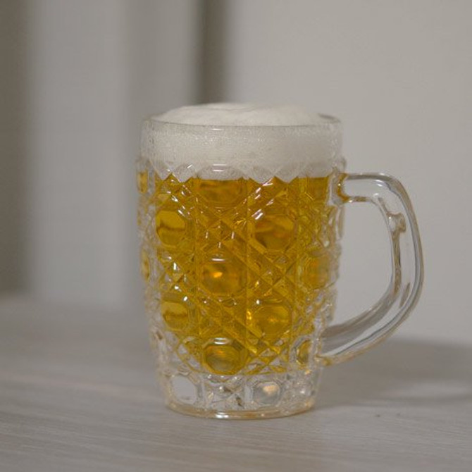 Elegant Glass Beer Tumbler