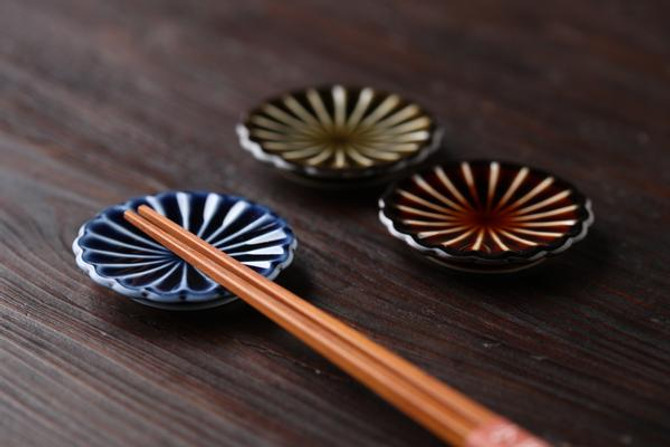 "GIYAMAN" Glass-look Porcelain Chopstick Rest, 1pc.