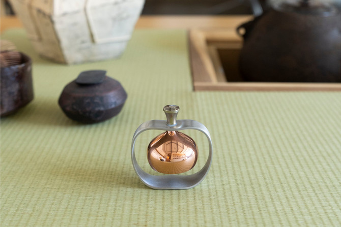 "RINGORIN" Apple, Modern Style Table Bell