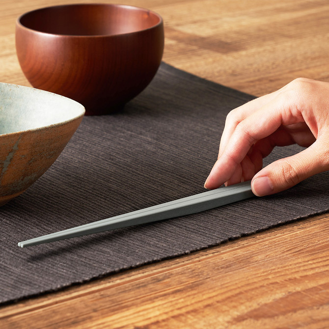 Award-winning Restless Chopsticks UKIHASHI