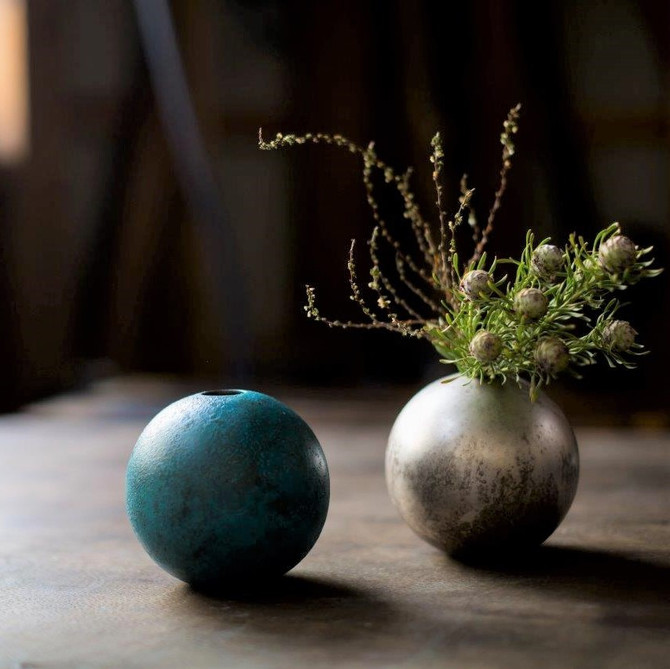 ORII Crafts "ICHIRIN GLOBE" Flower Vase (incl. paulownia gift box)