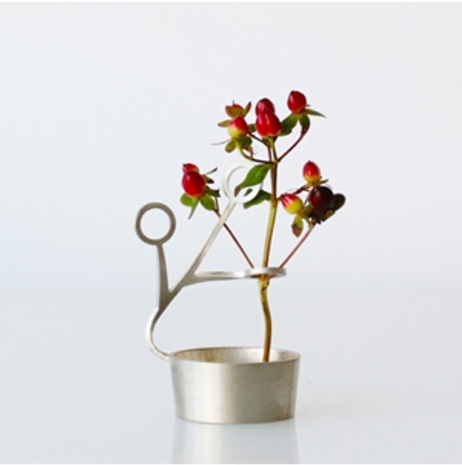 100% Tin Flower Vase "LASSO"