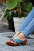 "hitete" heeled Geta, Green and Red Thong (KC-26)