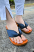 "hitete" heeled Geta, Blue and Black Thong (KC-28)