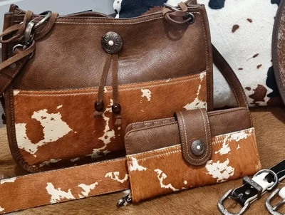 Outback Ready: Durable Everyday Bags, Purses, and Wallets 