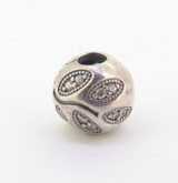 Sterling Silver Genuine Pandora Sparkling CZ Stylised Leaf Charm 2.68g Opens