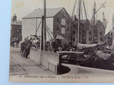 ISLE OF WIGHT. RARE EARLY 1900s POSTCARD. NEWPORT TOWN QUAY NO 12 LL SERIES