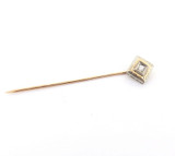 Antique 18ct Yellow & White Gold Ornate Design Stick Pin with Diamond 1.6g