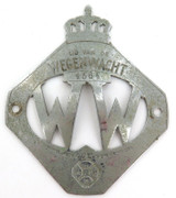 VINTAGE NETHERLANDS LARGISH CAR BADGE “LID VAN DE WEGENWACHT” No 4564