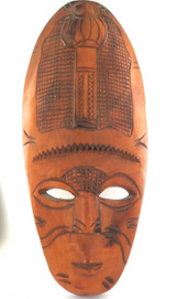 VERY LARGE VINTAGE OCEANIA / FIJIAN ? CARVED WOODEN MASK.