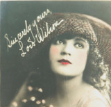 RARE 1920s MOVIE STUDIO LARGISH PHOTOGRAPH. SILENT MOVIE STAR LOIS WILSON