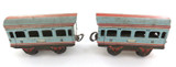 2 LARGE / VINTAGE / UNBRANDED / UNKNOWN SCALE TINPLATE RAILWAY CARRIAGES.