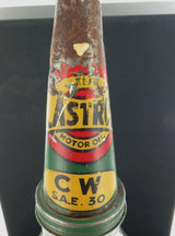 VINTAGE CASTROL WAKEFIELD CW S.A.E. 30 1 QUART EMBOSSED GLASS BOTTLE + POURER