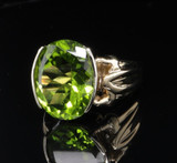 A Vintage Large Peridot 14ct Yellow Gold Ladies Cocktail Ring Size O Val $15605