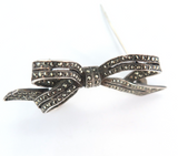 Pretty Sterling Silver & Sparkling Marcasite Bow Brooch 10.8g