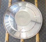 Large Vintage Wallace, USA Circular Silverplate Tray, 43cm
