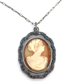 Unusual Vintage .800 Silver Cameo & Simulated Sapphire Pendant & Chain 10.1g