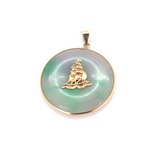 Vintage 14ct Yellow Gold Ship Design White/Apple Green Jade Pendant Diam 3.3mm