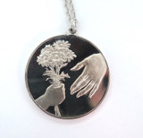 Beautiful Sterling Silver Mother's Day 1973 Poem Medallion Necklace 17.2g