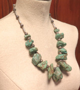 Vintage Naturalistic Design Simulated Turquoise Nugget & Metal Bead Necklace