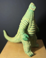 2000 Japanese Bandai Ultraman Ultra Monster Red King Soft Figure