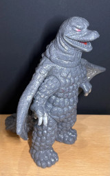 1989 Japanese Bandai Ultraman 80 Gikogilla Soft Figure (Red Eyes)