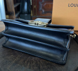 Auth LOUIS VUITTON Blue Dauphine MM Epi Leather Shoulder / Hand Bag M56269