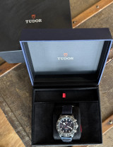 TUDOR Pelagos FXD Chrono Red Bull Racing 43mm Box & Docs 25807KN 0001