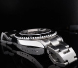 Auth 2005 Rolex Submariner Date Steel Watch 16610 F Serial