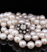 Antique Strand Of 7.5-8.0mm Pearls & 1.7ct Diamond 14K Clasp Necklace Val $12500